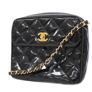 Auth Chanel Matelasse Chain Shoulder Women's Patent Leather Shoulder Bag Black